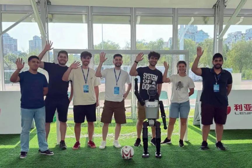 机器人从实, entit